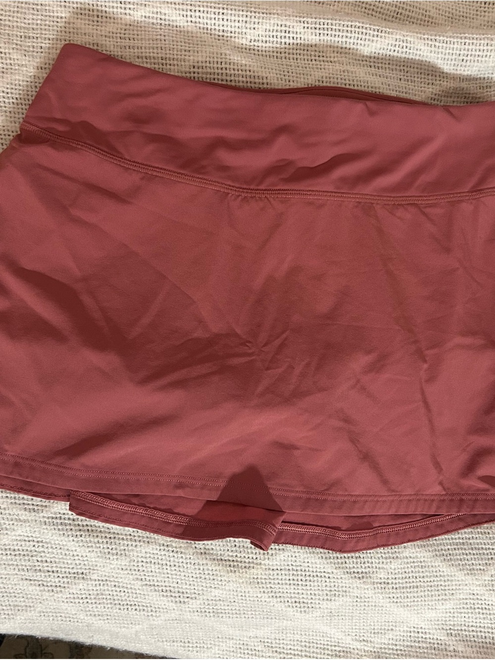 lululemon athletica women's active skort in rosewood